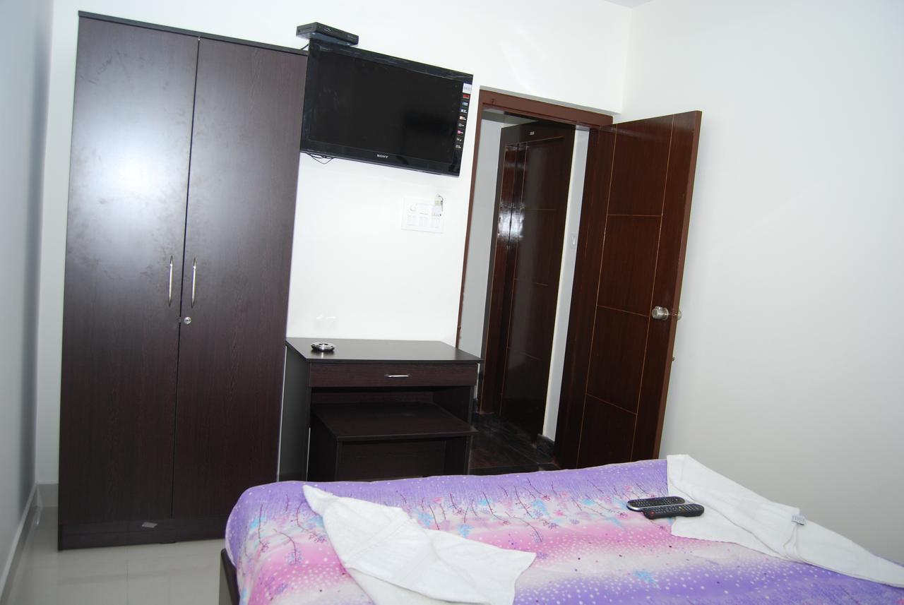 Pratham Residency Otel Maisur Dış mekan fotoğraf