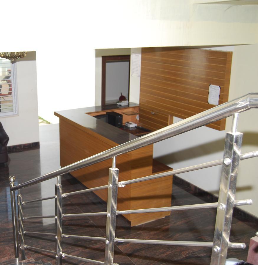 Pratham Residency Otel Maisur Dış mekan fotoğraf